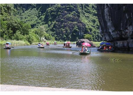 Private Tour -Mua Cave -Tam Coc - Bich Dong & Rural Rillages- Hoa Lu